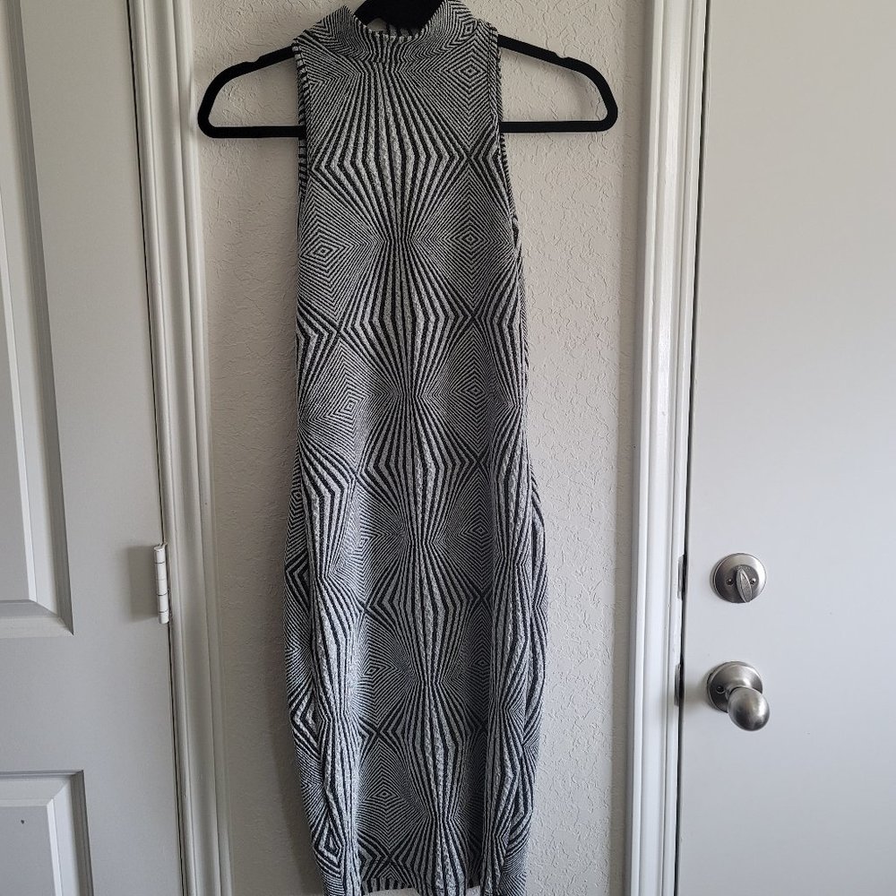 Midi Sleeveless Geometric Dress (US Size 10/12)